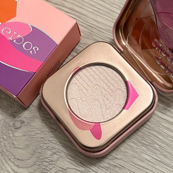 Kaleidos Makeup Kaleidos Space Age Highlighter N2 Star Surfer Poshmark